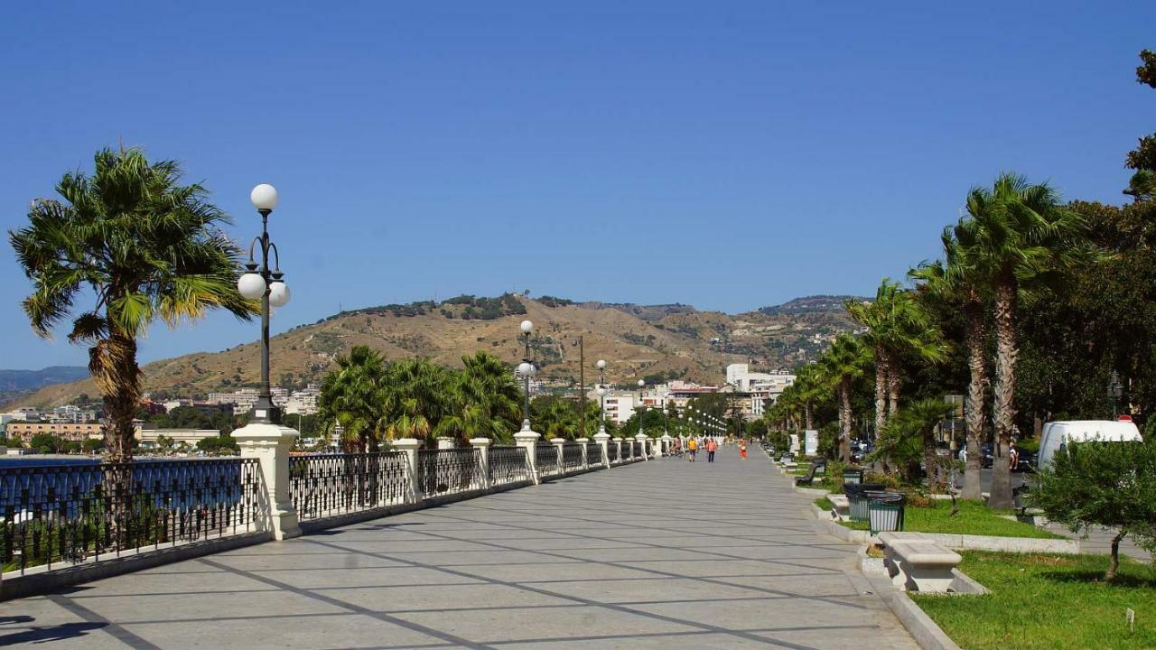 White Rooms Reggio di Calabria Exterior foto